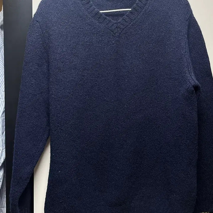 [BUNJANG] William Lockey V-Neck Knit Sweater Navy / [42] 윌리엄로키 브이넥 니트 네이비