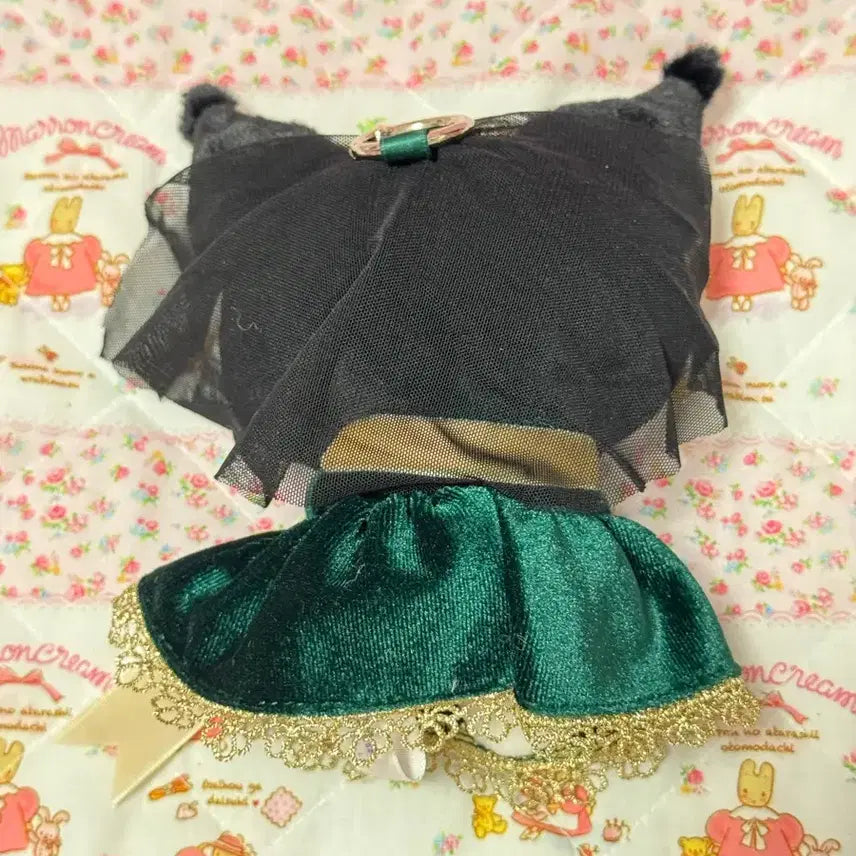 [BUNJANG] Sanrio Masterpiece Series Kuromi Keychain / 산리오 명화 시리즈 키링