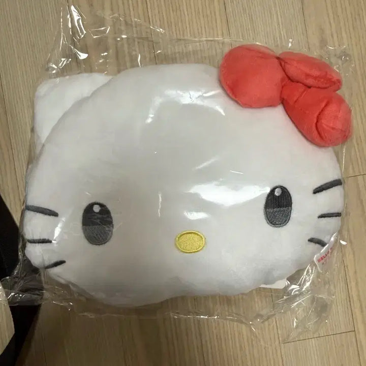 [BUNJANG] Sanrio Hello Kitty Limited Edition Bag Set / 산리오 헬로키티 한정판 가방세트