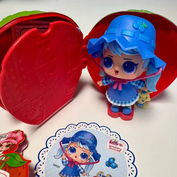 [BUNJANG] LOL Surprise Strawberry Shortcake &amp; Blueberry Muffin Figure / LOL 서프라이즈 스트로베리쇼트케이크 블루베리머핀 피규어