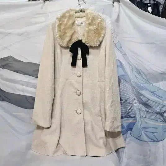 [BUNJANG] Mary Rose Ivory Fur Collar Ribbon Coat / Mary Rose 아이보리 퍼 카라 리본 코트