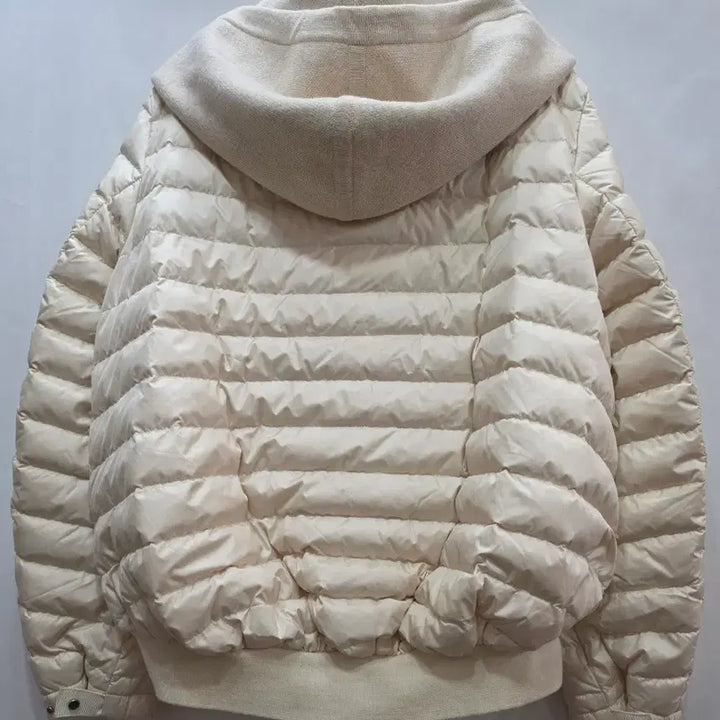 [BUNJANG] Time Ivory Hooded Lightweight Padded Jacket / (정품)타임 아이보리 후드 여성 경량 패딩
