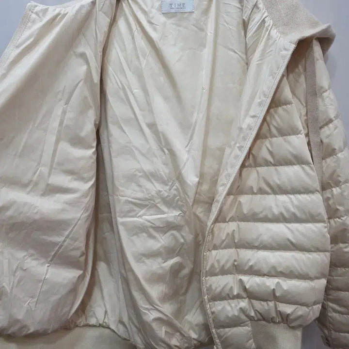 [BUNJANG] Time Ivory Hooded Lightweight Padded Jacket / (정품)타임 아이보리 후드 여성 경량 패딩