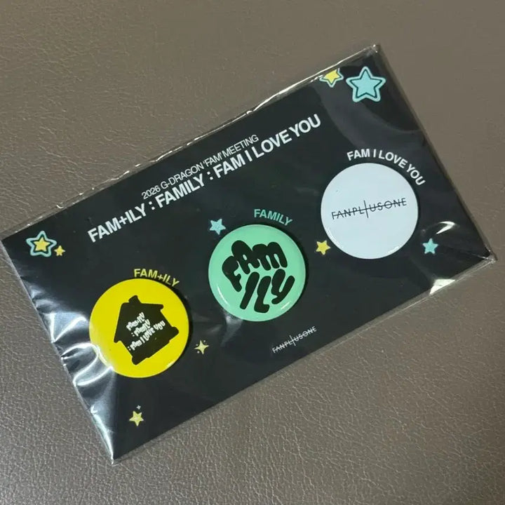 [BUNJANG] G-Dragon Fanmeeting Badge Set / (새상품) 지디 지드래곤 권지용 팬미팅 팸미팅 팸존 굿즈 뱃지 3종 세트