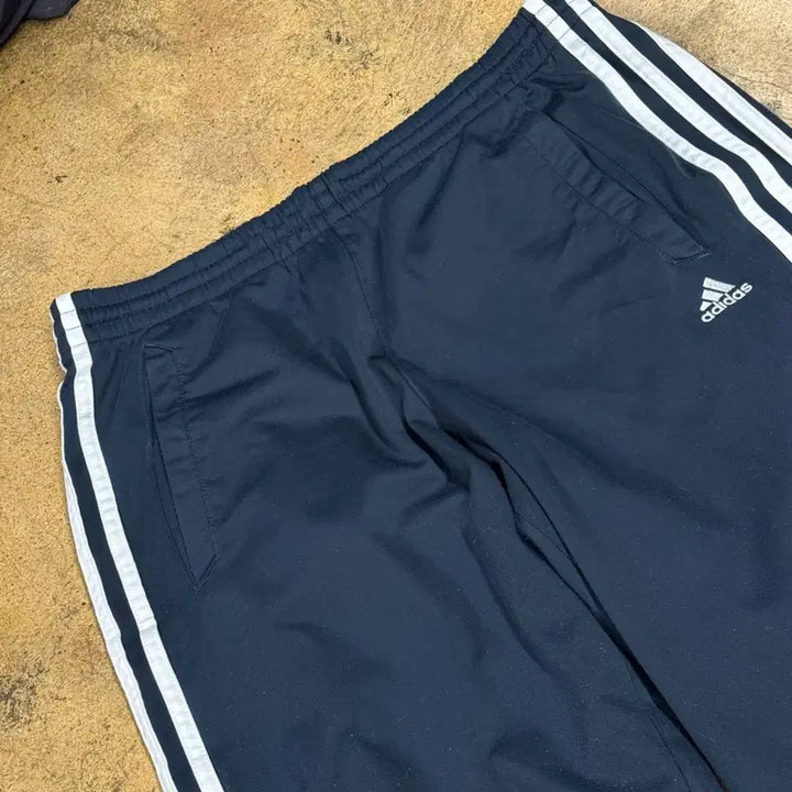 [BUNJANG] Adidas Three Stripes Training Pants Navy / [정품/95] 아디다스 삼선 트레이닝 바지 네이비
