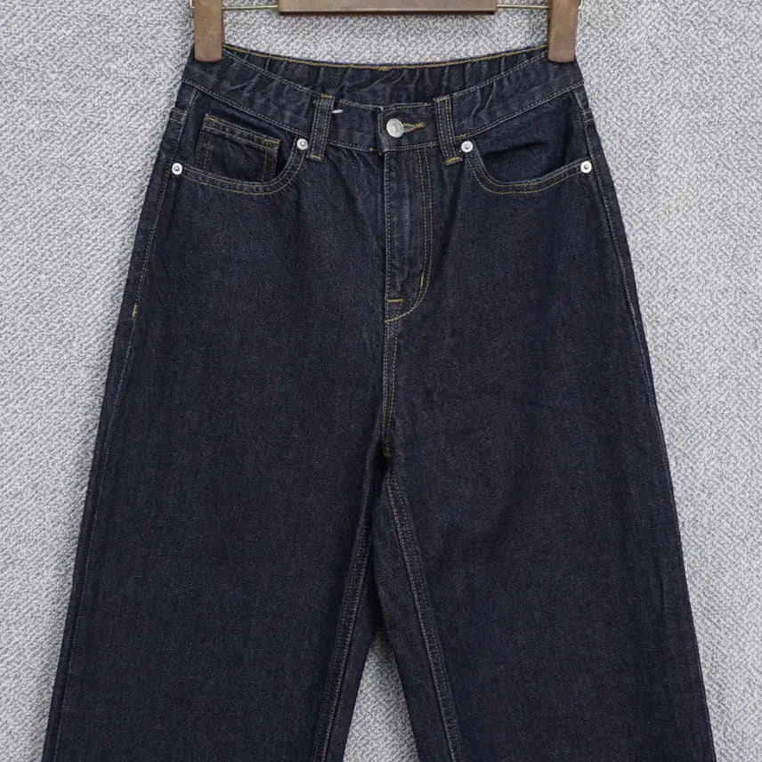 [BUNJANG] SPAO 2025 Wide Navy Denim Pants Size 61 / 스파오 2025 와이드 네이비 데님 팬츠 61size