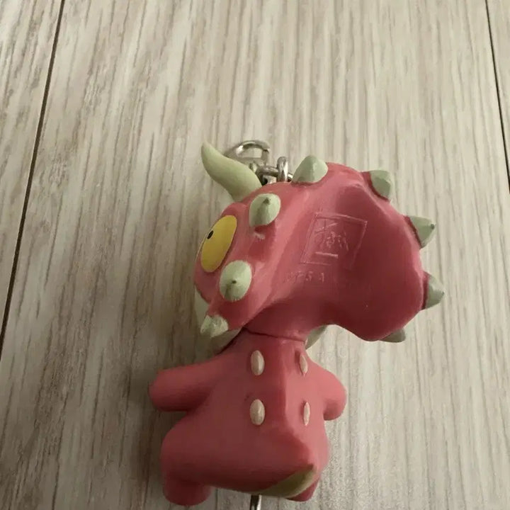 [BUNJANG] Crayon Shin-chan Menggu Triceratops Keyring / 짱구 맹구 공룡 트리케라톱스 줄줄이키링