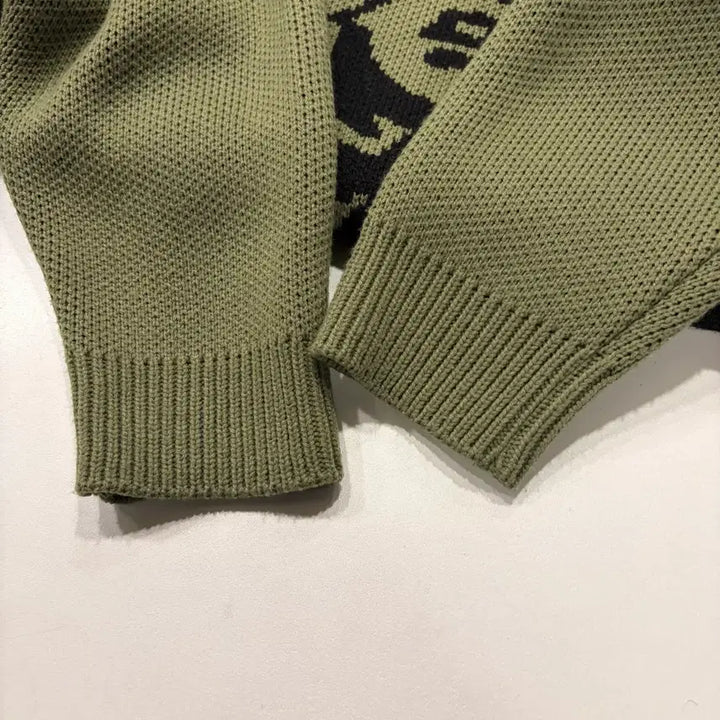 [BUNJANG] Critic Scout Boy Graphic Knit Olive / [M] 크리틱 스카웃보이 그래픽 니트 올리브 D177