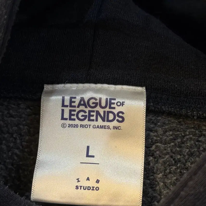 [BUNJANG] IAB Studio League of Legends Navy Hoodie / 아이앱 스튜디오 리그오브레전드 후드티