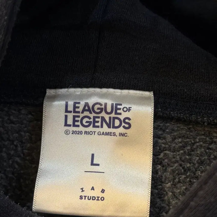[BUNJANG] IAB Studio League of Legends Navy Hoodie / 아이앱 스튜디오 리그오브레전드 후드티