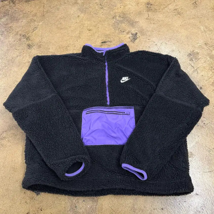 [BUNJANG] Nike Fleece Jacket with Purple Accents / [정품/M] 나이키 블랙 뽀글이 플리스 퍼플 포인트