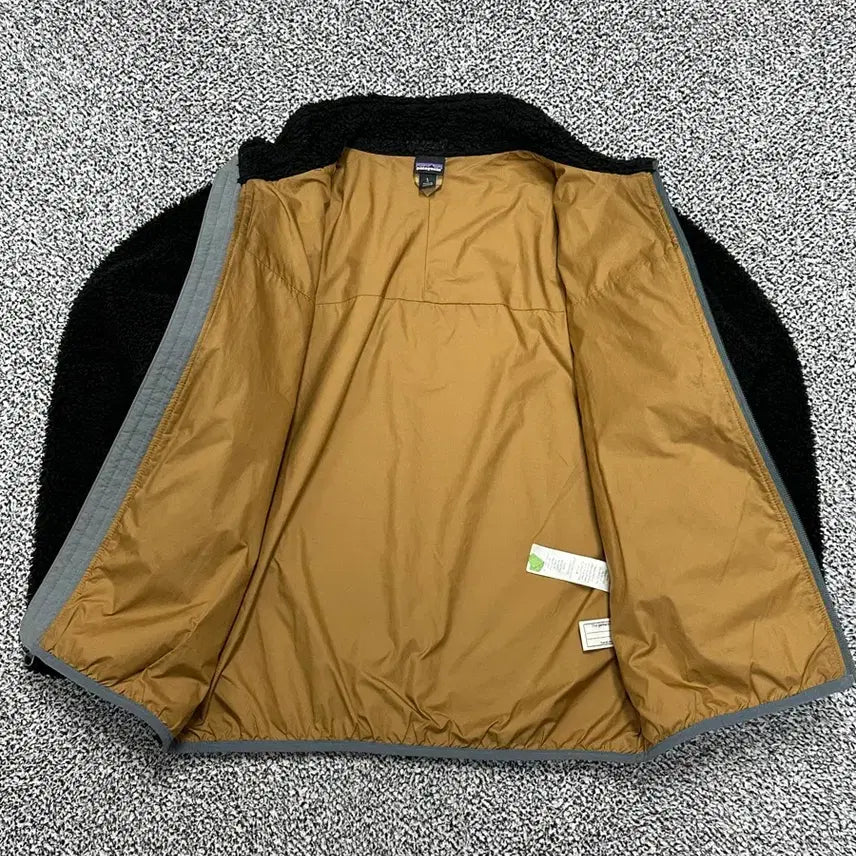 [BUNJANG] Patagonia Retro Pile Black Fleece Jacket / 90-95) 여성 파타고니아 레트로 파일 블랙 후리스 자켓 뽀글이