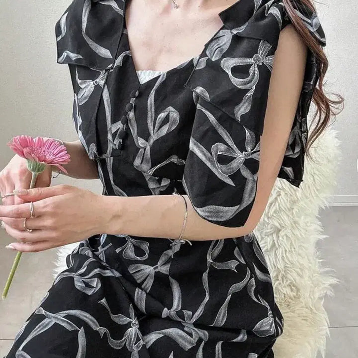 [BUNJANG] Snidel Ribbon Pattern Black Short Sleeve Dress / 스나계 리본 패턴 블랙 반팔 원피스(ㅅㅊㅇ 스나이델 다리치 걸리 그레일