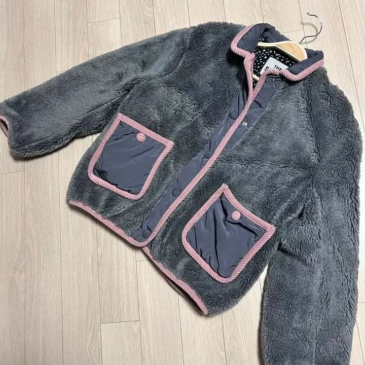 [BUNJANG] Hanseom Form The Store Wool Embroidered Sequin Sherpa Jacket / 21년 한섬 폼더스토어 울 자수 스팽글 양털점퍼 뽀글이자켓후리스큐빅그레이