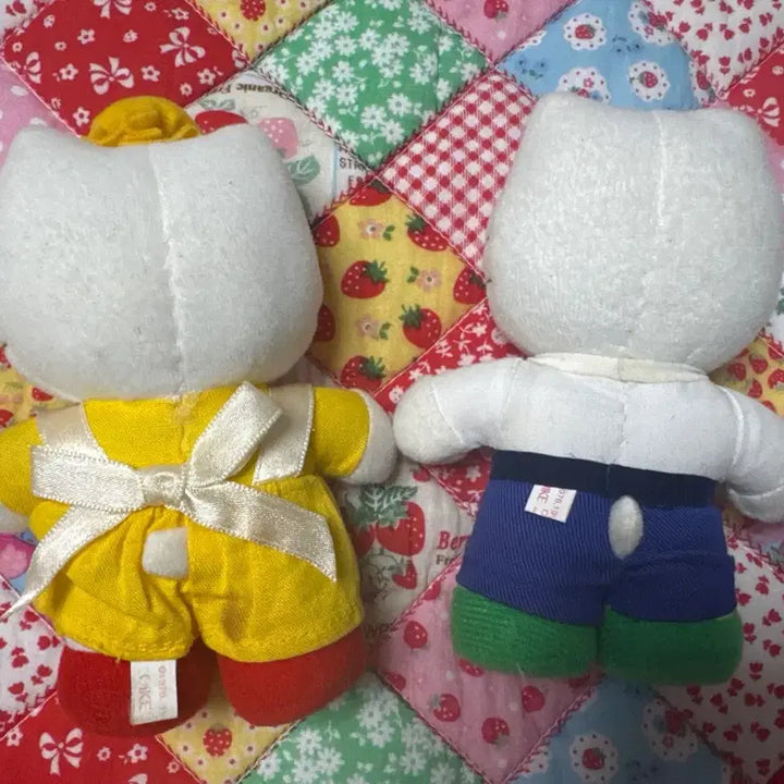 [BUNJANG] Vintage Hello Kitty Family Dolls / 고전 키티가족인형