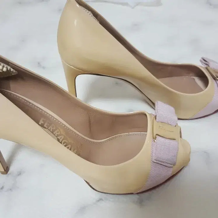 [BUNJANG] Ferragamo Pumps Heels 230mm / 페레가모 펌프스 구두 230사이즈