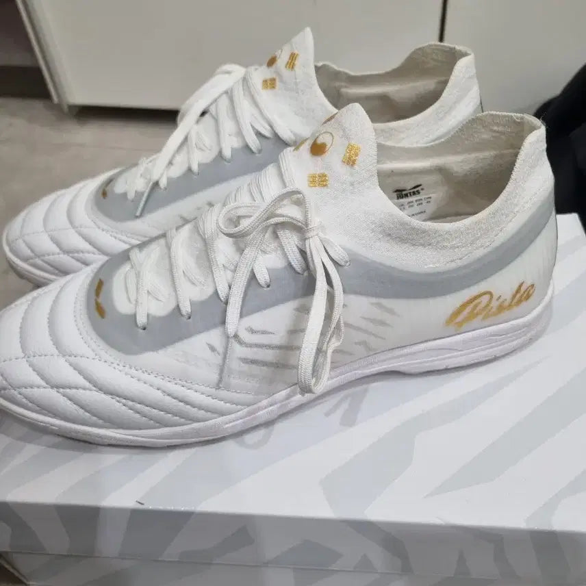 [BUNJANG] JUNTAS Fista SL TF 2025 Version Soccer Cleats / 준타스 피스타 SL TF 2025 버전 260 국산 풋살화
