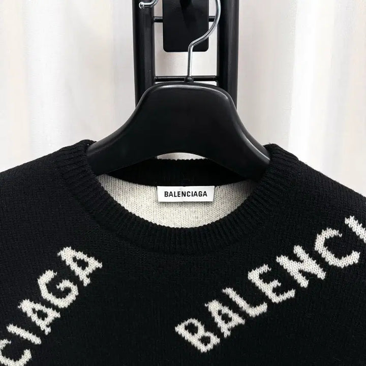 [BUNJANG] Balenciaga Multi Logo Knit Sweater / [백화점판/ S] 발렌시아가 멀티로고 니트 블랙
