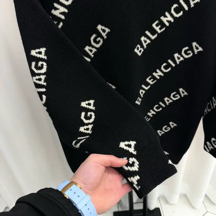 [BUNJANG] Balenciaga Multi Logo Knit Sweater / [백화점판/ S] 발렌시아가 멀티로고 니트 블랙
