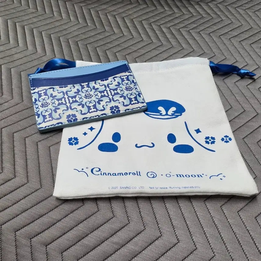 [BUNJANG] Sanrio Cinnamoroll O-moon Card Wallet / 시나모롤 오문 카드지갑 O-moon 콜라보 카드지갑