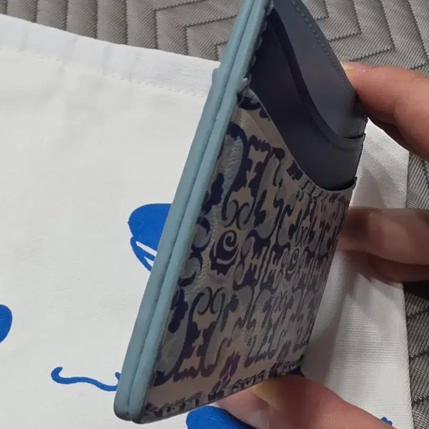 [BUNJANG] Sanrio Cinnamoroll O-moon Card Wallet / 시나모롤 오문 카드지갑 O-moon 콜라보 카드지갑