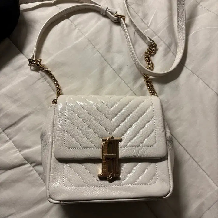[BUNJANG] Jill Stuart Ivory Mini Crossbody Bag / 질스튜어트 아이보리 미니 크로스백