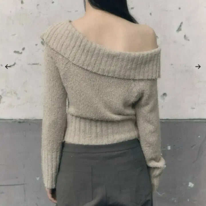 [BUNJANG] Bohemian Seoul Ribbed Button Off-Shoulder Knit Top / 보헤미안서울 리브드 버튼 오프숄더 니트 F 오트밀