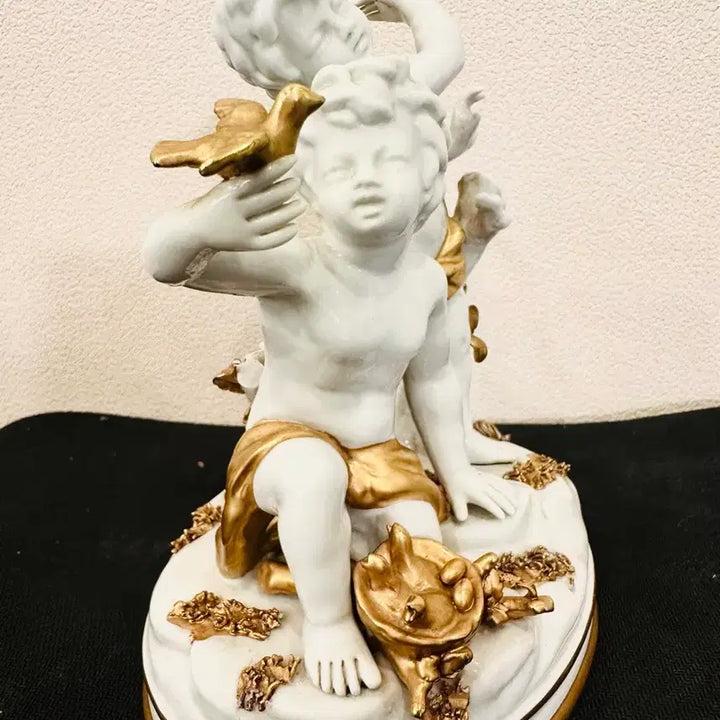 [BUNJANG] Neoclassical Putti Porcelain Sculpture / 신고전주의 퍼티 도자기 조각상 [앤틱 유럽 골동 장식품]