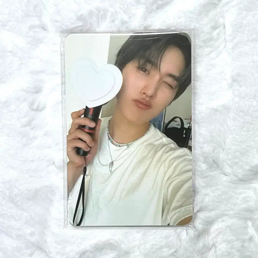 [BUNJANG] The Boyz Official Lightstick Ver. 2 Photocard / (미개봉) 더보이즈 응원봉ver2 포카