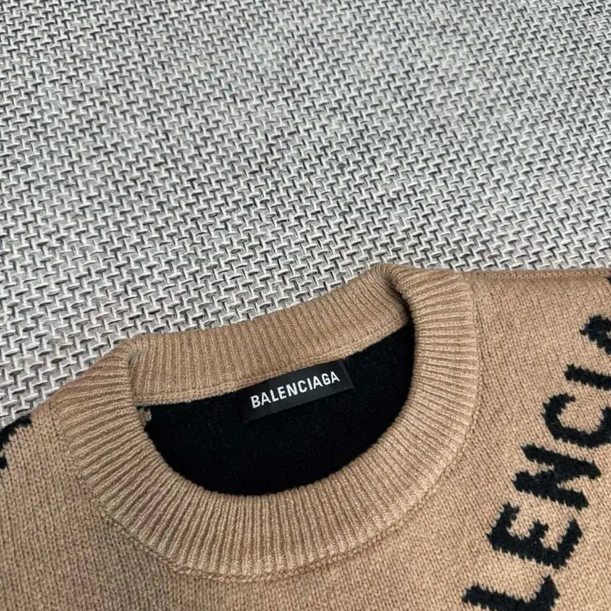 [BUNJANG] Balenciaga Multi Logo Knit Sweater / 발렌시아가 멀티 로고 니트