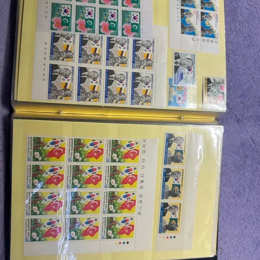 [BUNJANG] Presidential Inauguration and Diplomatic Commemoration Stamp Album Set / 대통령 취임 및 외교 기념우표 전지 앨범 일괄판매합니다