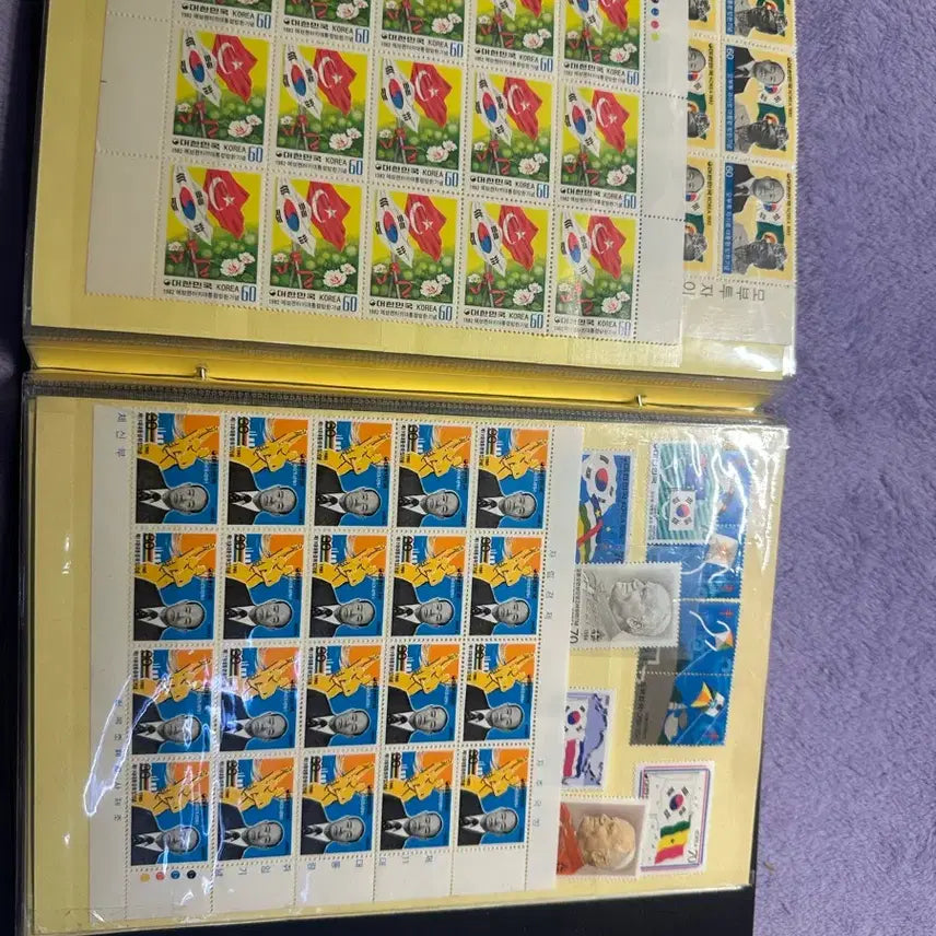 [BUNJANG] Presidential Inauguration and Diplomatic Commemoration Stamp Album Set / 대통령 취임 및 외교 기념우표 전지 앨범 일괄판매합니다