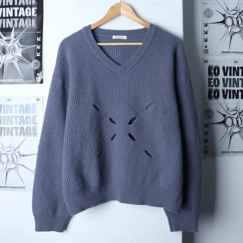 [BUNJANG] W(F) MoonSun Blue Punching Knit Heavy Wool Sweater / W(F) 문선 니트 펀칭 블루 유니크 헤비울-177F0