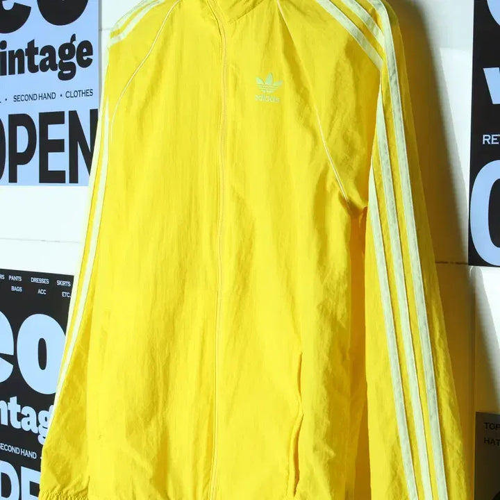 [BUNJANG] Adidas Windbreaker Jacket / (M-L) 아디다스 집업 바람막이 점퍼자켓 노랑 삼선 불꽃-1775C