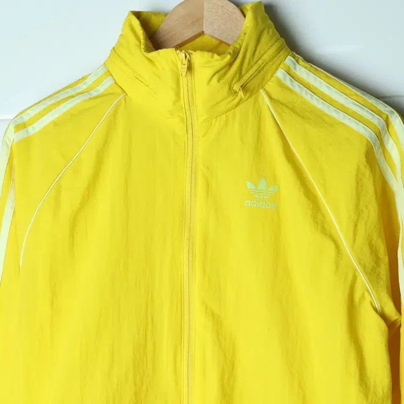 [BUNJANG] Adidas Windbreaker Jacket / (M-L) 아디다스 집업 바람막이 점퍼자켓 노랑 삼선 불꽃-1775C