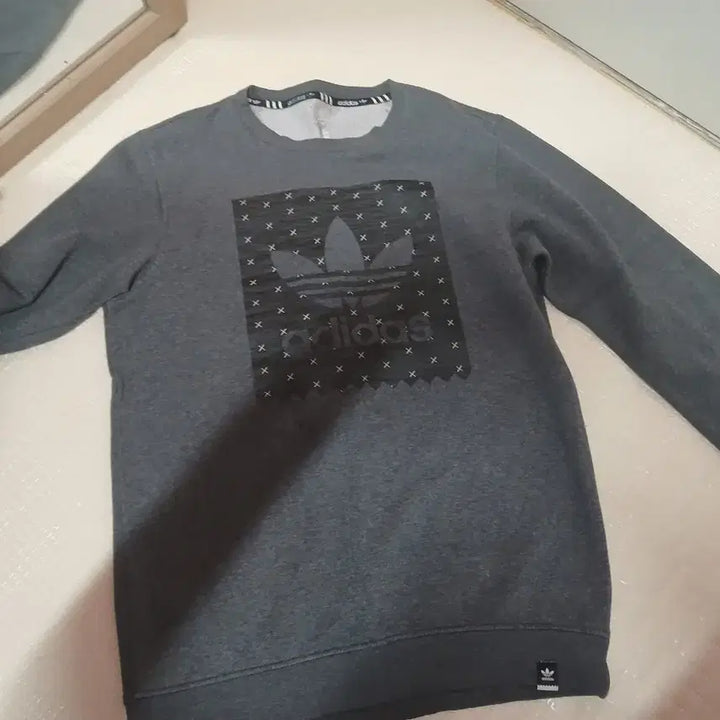 [BUNJANG] Adidas Fleece Lined Sweatshirt Gray / 아디다스 기모 맨투맨 티셔츠 회색
