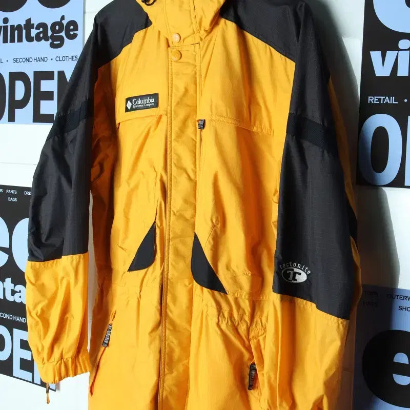 [BUNJANG] Columbia Zip-Up Windbreaker Jacket / (M-L) 컬럼비아 집업 바람막이 점퍼자켓 고프코어 테크웨어-1776C