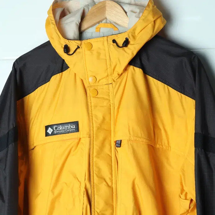 [BUNJANG] Columbia Zip-Up Windbreaker Jacket / (M-L) 컬럼비아 집업 바람막이 점퍼자켓 고프코어 테크웨어-1776C