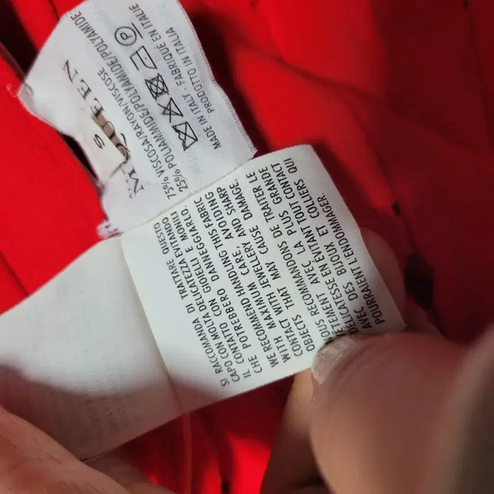 [BUNJANG] Red Pleated Midi Dress (Size S) / 짱짱한 레드 플리츠 미디 원피스  S