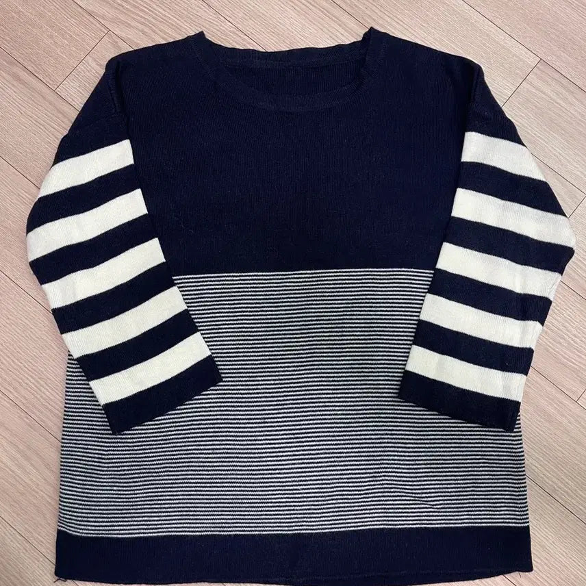 [BUNJANG] Striped Knit Pullover / 스트라이프 니트 풀오버