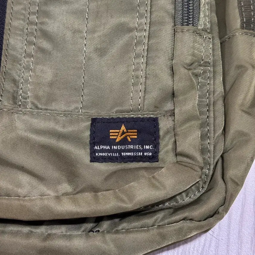 [BUNJANG] Alpha Industries Waist Bag Olive Khaki / 빈티지 알파인더스트리 웨이스트백 가방 레어템