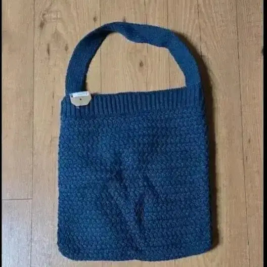 [BUNJANG] Modern House Crochet Knit Tote Bag Navy / 새 제품/모던하우스 크로쉐 니트 가방