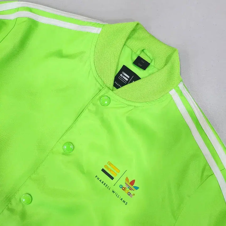 [BUNJANG] Adidas Pharrell Williams Stadium Jacket - Neon Green / 아디다스 퍼렐윌리암스 남성저지 자켓 라임 105