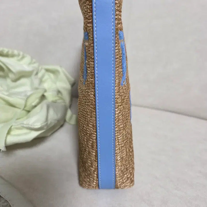 [BUNJANG] Burberry Rattan Pastel Clutch / 버버리 클러치