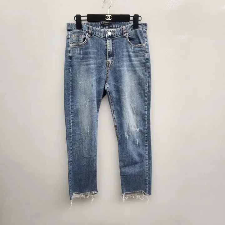 [BUNJANG] The Izzat Denim Jeans / 더아이잗 데님 청바지