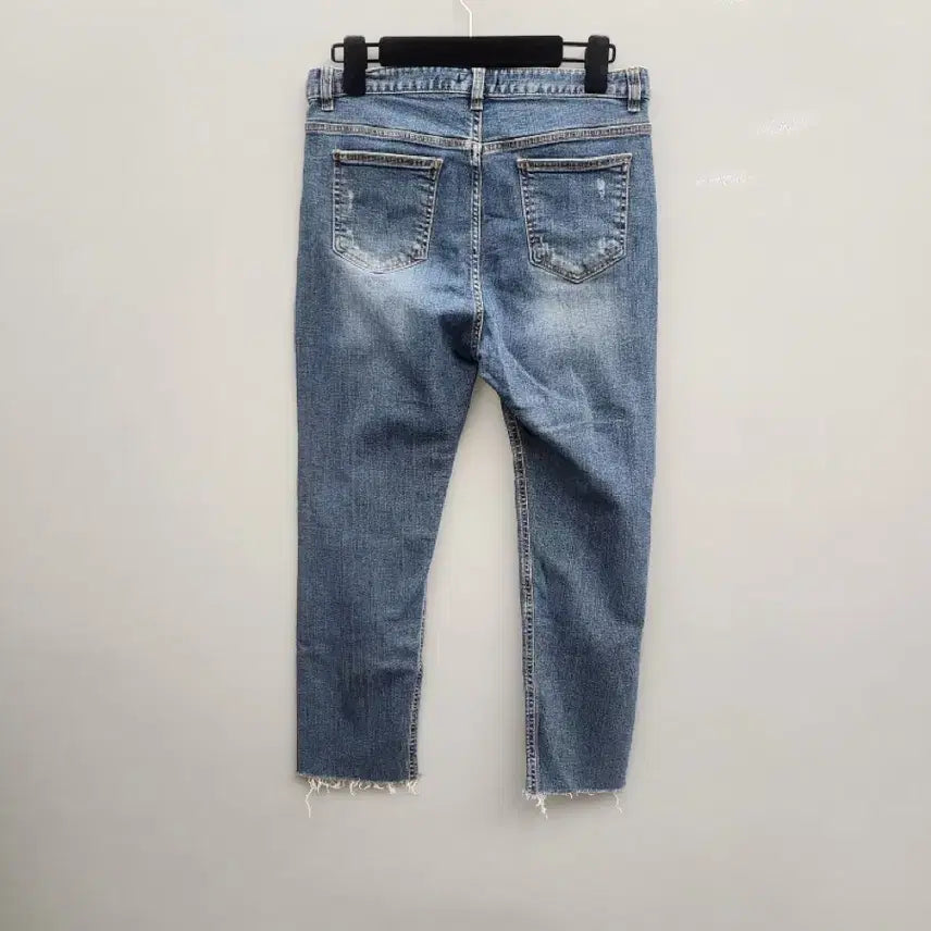 [BUNJANG] The Izzat Denim Jeans / 더아이잗 데님 청바지