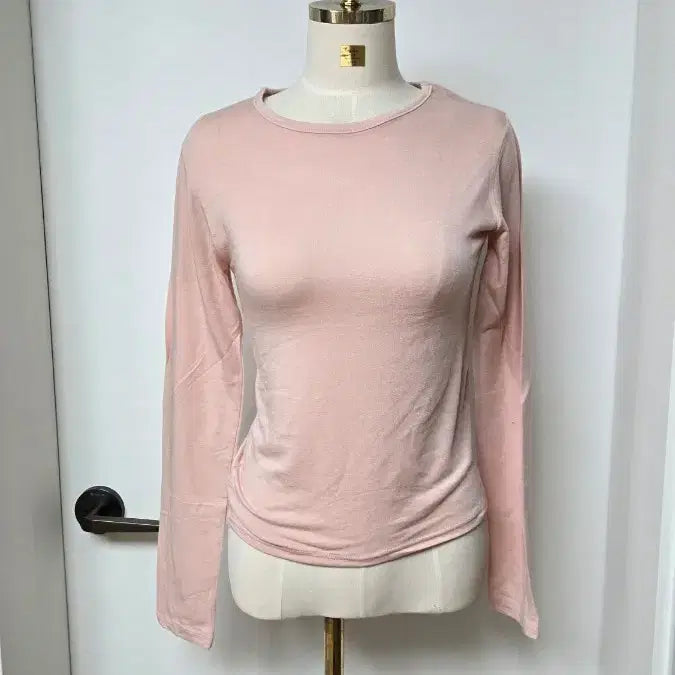 [BUNJANG] Pink Round Long Sleeve T-Shirt / 부드러운 핑크 라운드 긴팔
