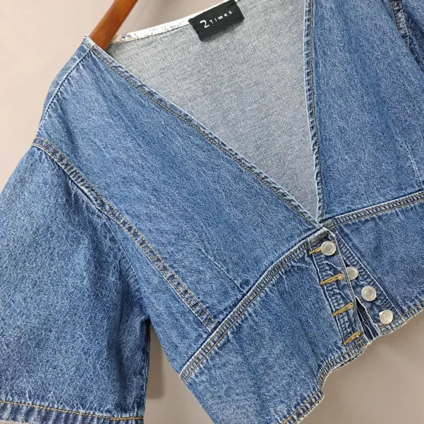 [BUNJANG] 2Times Denim Crop Short Sleeve Jacket / 2Times 단추포인트 데님 크롭 반팔 자켓