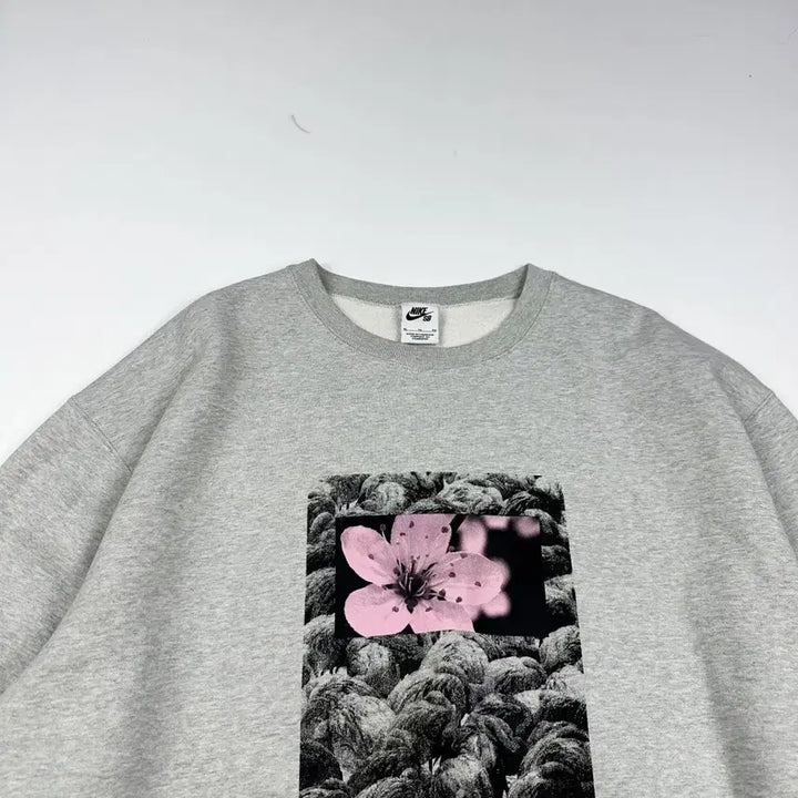 [BUNJANG] Nike SB Flower Box Logo Gray Sweatshirt (XL) / 나이키SB 플라워 박스 로고 그레이 맨투맨 (XL)