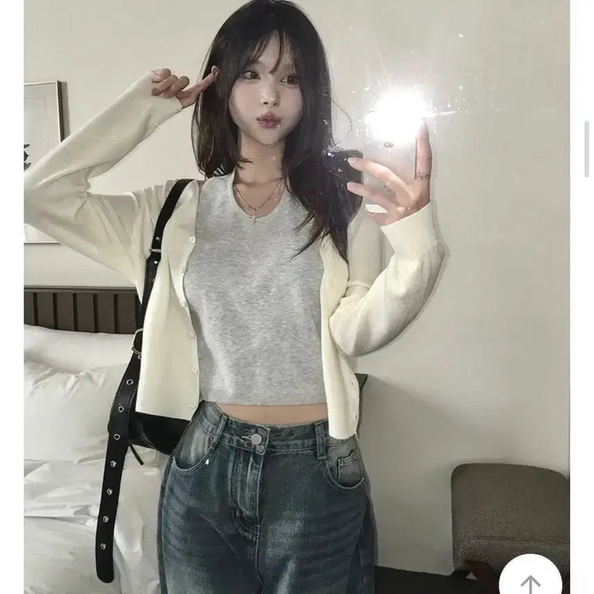 [BUNJANG] Classic Blanc Layered Halterneck Cardigan / 클래식블랑 레이어드 일체형 홀터넥 가디건